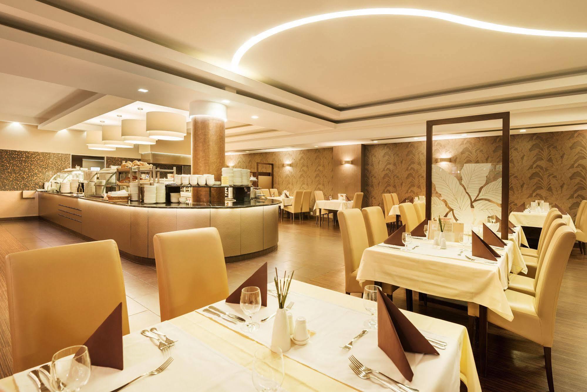 Hotel Europa Fit Hévíz Dış mekan fotoğraf